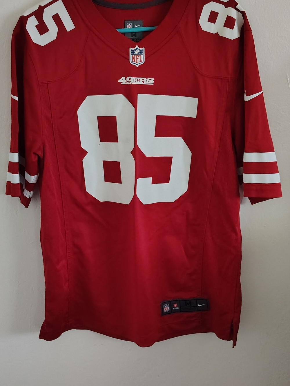 Nike Men’s San Francisco 49ers #85 Red Football Jersey